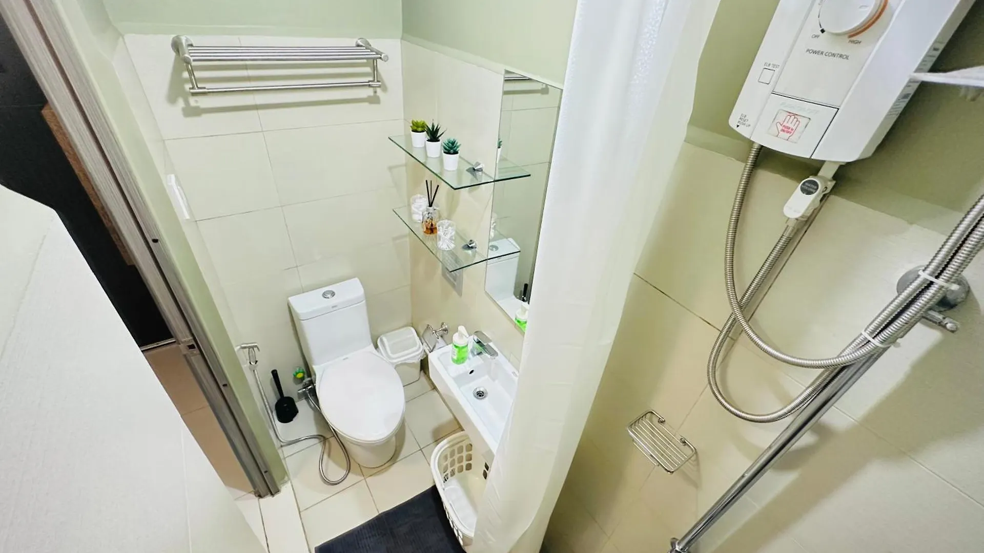 Stylish Luxe Apartment In Smdc Green Residences Manila 0*,  Philippines